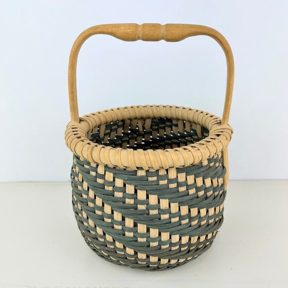 Handmade Woven Basket with Wood Handle Signed Sosse - Picture 1 of 7